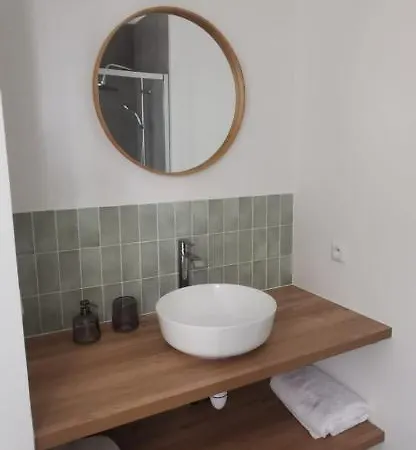 Apartment Duplex *